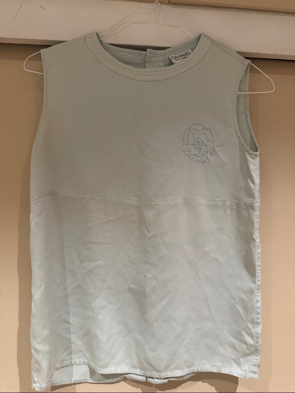 CHANEL Mint Green Sleeveless Silk Top